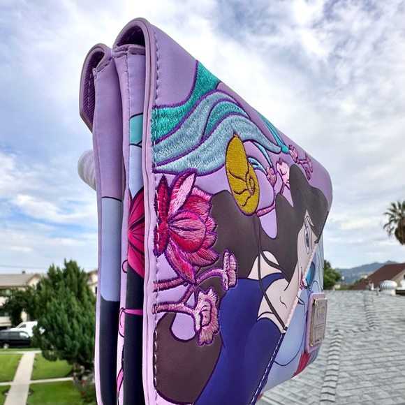 The Little Mermaid♠️Ursula Crossbody Bag - Picture 3 of 13